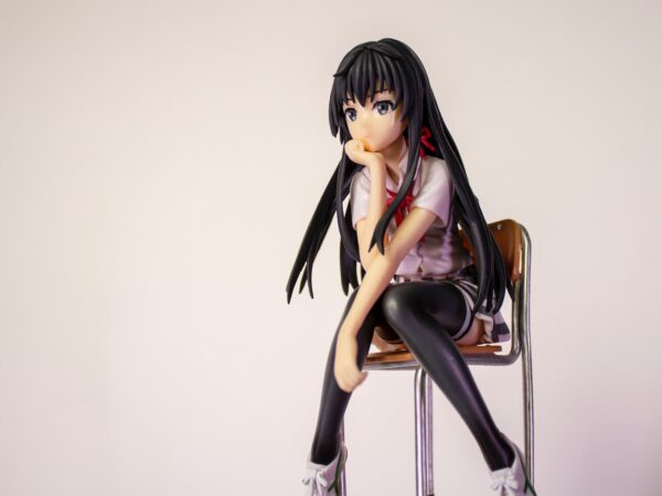 black haired female anime character